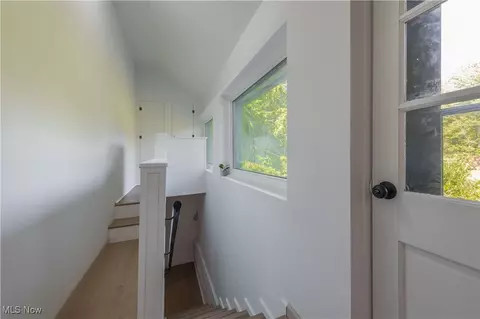 Entry Way - 433 Chestnut Rd, Seven Hills, OH 44131 photo 1 of 1