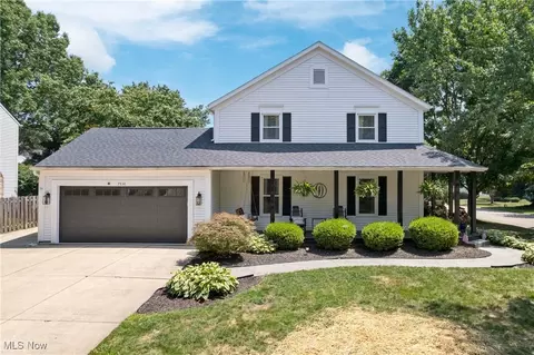 7836 Sandleford Ave NW, North Canton, OH 44720