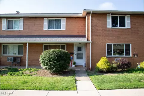 2472 Warren #19, Twinsburg, OH 44087