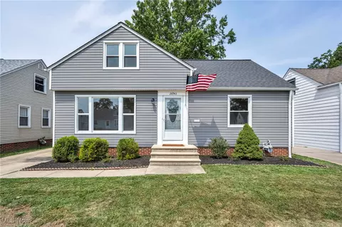 28943 Blissfield Dr, Willowick, OH 44095