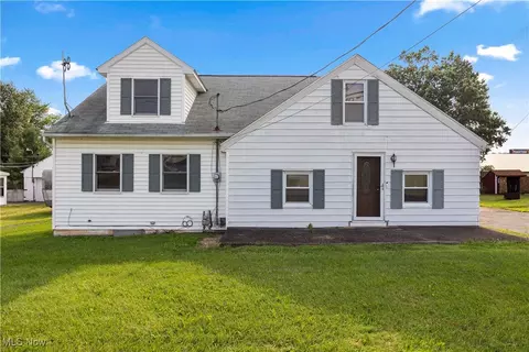 5405 Hecock Ave, Lorain, OH 44055