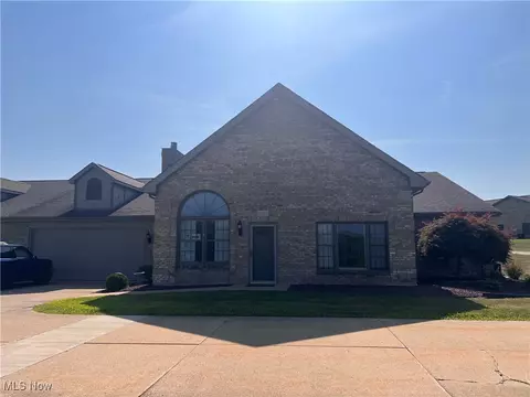 49066 Eagle Dr, East Liverpool, OH 43920