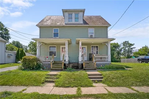 201-203 W Clark St, East Palestine, OH 44413