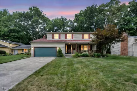 9394 Basswood Dr, Olmsted Falls, OH 44138