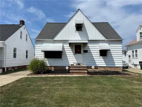 21671 Nicholas Ave, Euclid, OH 44123