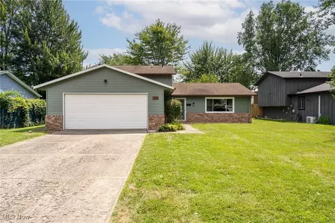 759 University Ave, Elyria, OH 44035