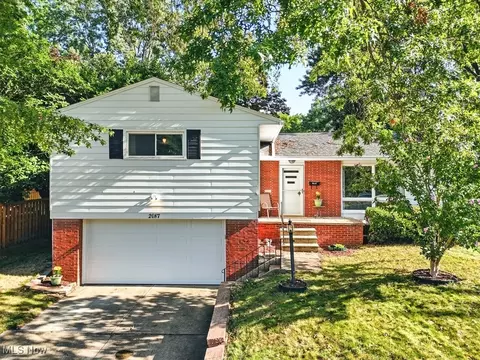 2087 Brookshire Rd, Akron, OH 44313