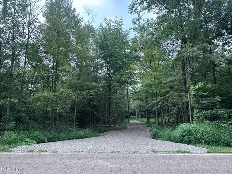 W Western Reserve Road, Berlin Center, OH 44401