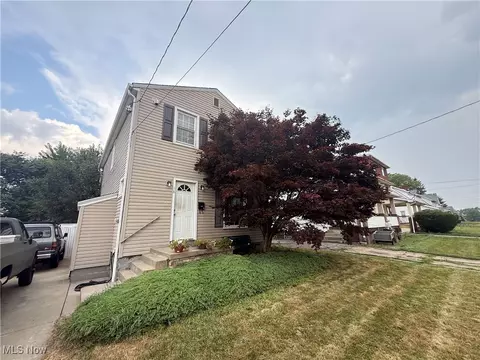18 N Osborn Ave, Youngstown, OH 44509