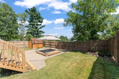 Exterior - 2575 Christensen Ave, Akron, OH 44314 photo 6 of 8