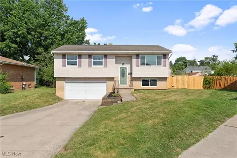 5267 Evelyn Dr, Garfield Heights, OH 44125