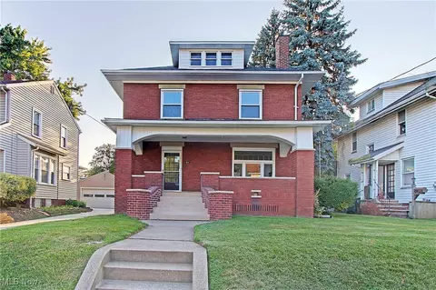 811 Broad Ave NW, Canton, OH 44708
