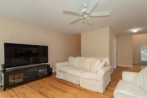 4760 S Pine Ln, Perry, OH 44081 photo 7