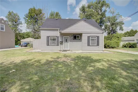 713 N Rocky River Dr, Berea, OH 44017