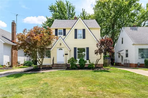 7719 Ackley Rd, Parma, OH 44129
