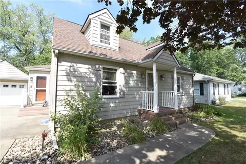 3011 Avondale Ave, Ashtabula, OH 44004 photo 5