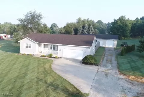 6344 Akron Rd, Smithville, OH 44677