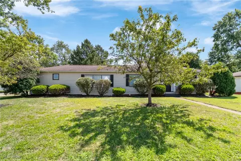 1544 Amherst Rd NE, Massillon, OH 44646