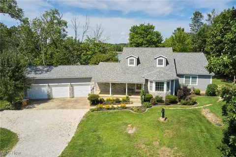 7456 Friendsville Rd, Lodi, OH 44254