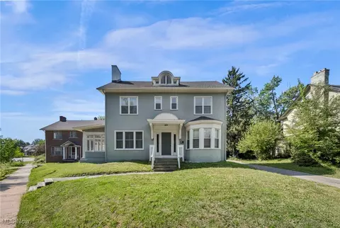 3312 Redwood Rd, Cleveland Heights, OH 44118