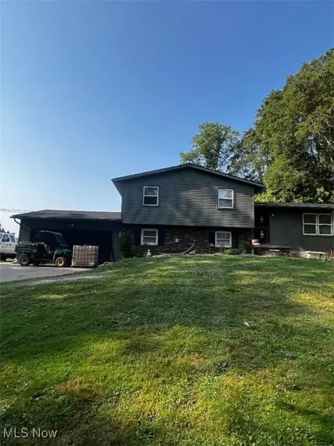 3637 Old Forge Rd, Rootstown, OH 44272