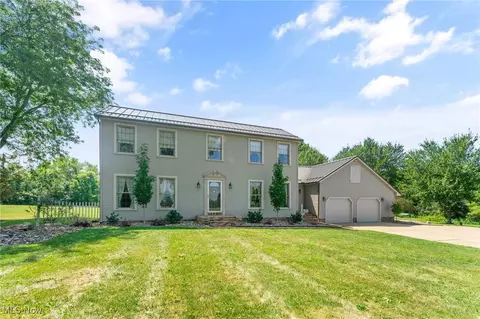 15551 W Calla Rd, Beloit, OH 44609