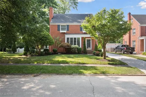 19575 Henry Rd, Fairview Park, OH 44126
