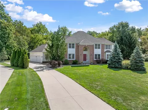 6931 Chairmans Ct, Concord, OH 44060