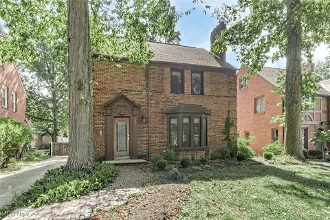 2471 Charney Rd, University Heights, OH 44118