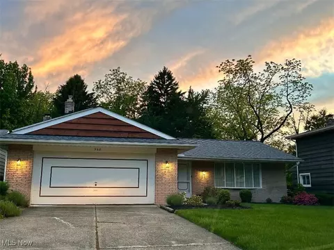 968 Carlone Pl, South Euclid, OH 44121