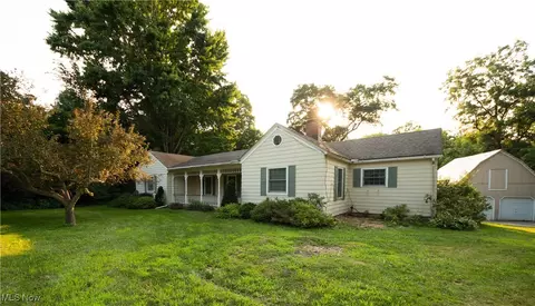 9719 Angling Rd, Wakeman, OH 44889