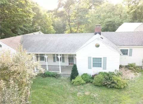 9719 Angling Rd, Wakeman, OH 44889 photo 3