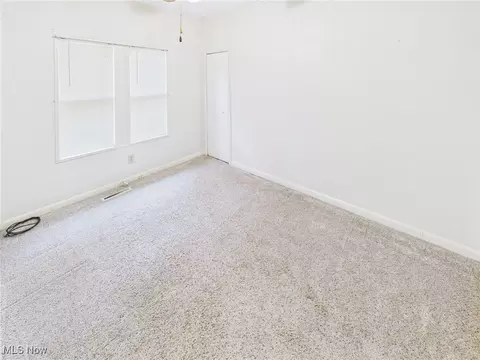Bedroom - 819 W 4th St, Williamstown, WV 26187 photo 3 of 3