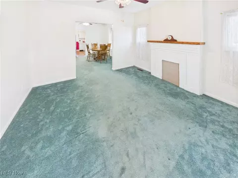 Living - 819 W 4th St, Williamstown, WV 26187 photo 1 of 2