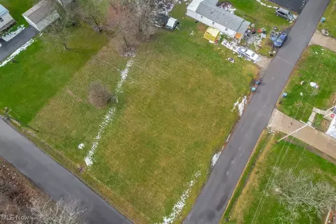 000 Haynes Ave, Barberton, OH 44203