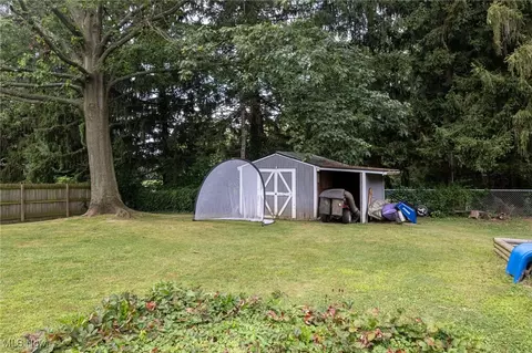 Exterior - 680 West St, Wadsworth, OH 44281 photo 9 of 10