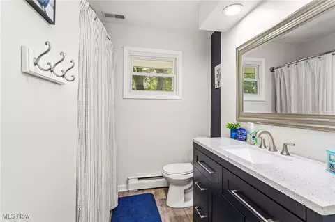 Bath - 680 West St, Wadsworth, OH 44281 photo 1 of 2
