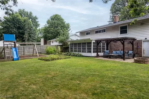 Exterior - 680 West St, Wadsworth, OH 44281 photo 7 of 10