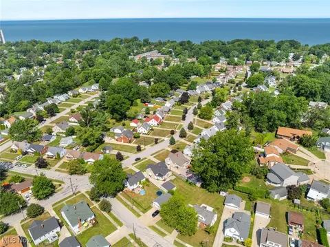 View/Area - 327 E 280th St, Euclid, OH 44132 photo 2 of 3