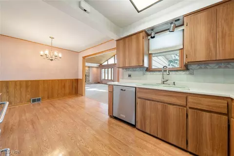 Kitchen - 327 E 280th St, Euclid, OH 44132 photo 1 of 2