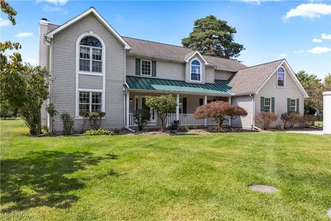 5960 Ford Rd, Elyria, OH 44035