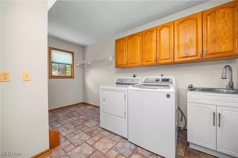 5960 Ford Rd, Elyria, OH 44035 photo 28