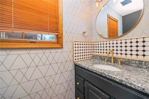 5960 Ford Rd, Elyria, OH 44035 photo 27