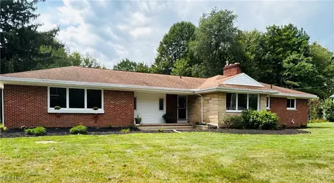 1636 Moreview Dr, Copley, OH 44321