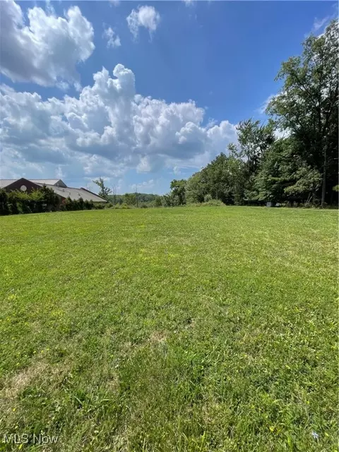 7344 Engle Rd, Middleburg Heights, OH 44130