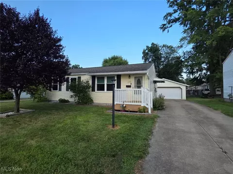 1269 S Diamond St, Ravenna, OH 44266