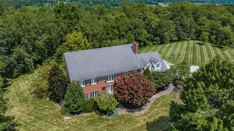 4700 Tranquility Ln, Zanesville, OH 43701