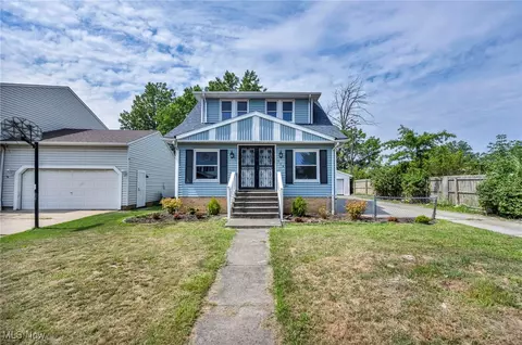 714 E 232nd St, Euclid, OH 44123