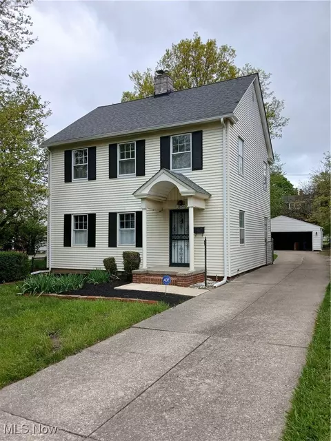 3609 Stoer Rd, Shaker Heights, OH 44122