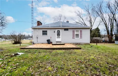 41571 State Route 39, Wellsville, OH 43968